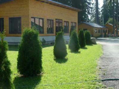 Forest Court - 15