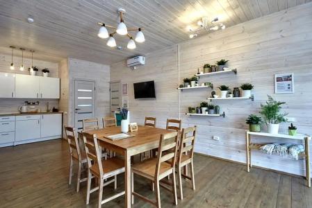 Homely - 22