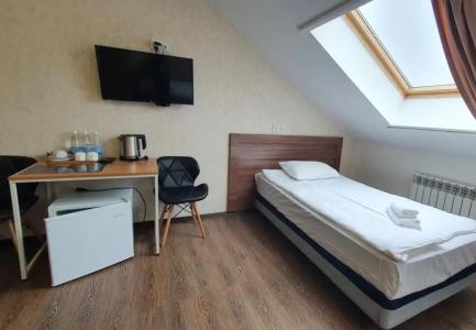 MEGA-HOTEL - 86
