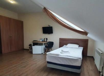 MEGA-HOTEL - 87