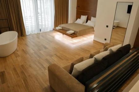Residence - 34