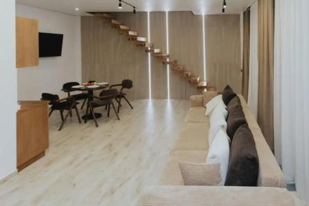 Residence - 51