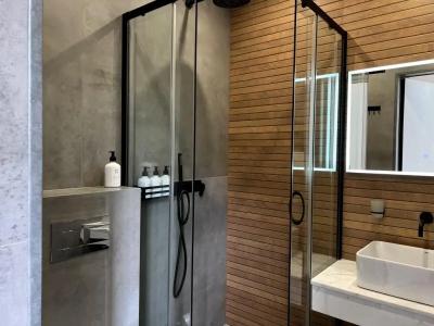 Residence - 82