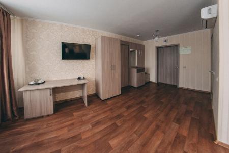 Михайловский - 40