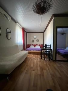 t Hotel - 54