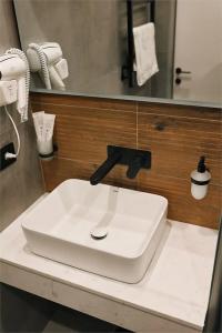 Residence - 167