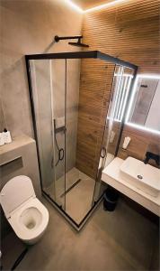 Residence - 184