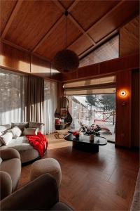 Residence - 284