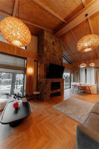 Residence - 285