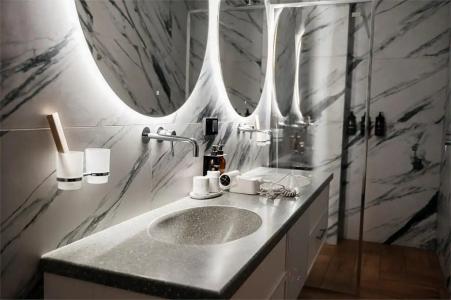 Residence - 295