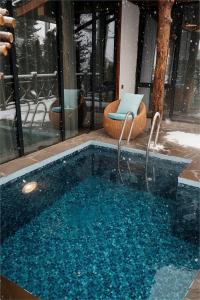 Residence - 298