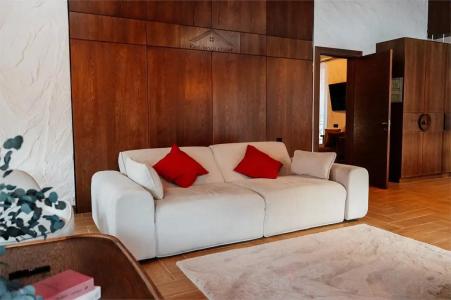 Residence - 305