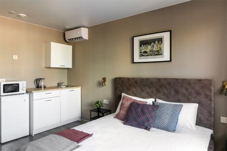 Room12 - 43