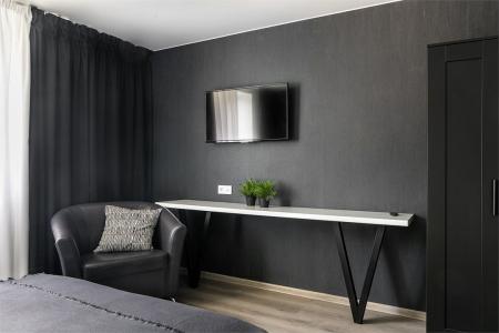 Room12 - 90