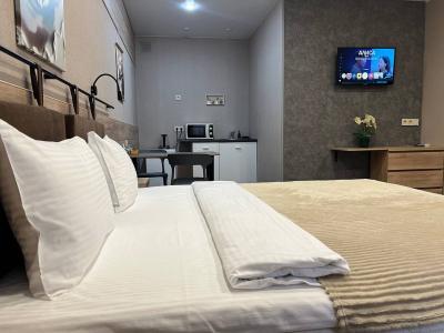 Room12 - 125