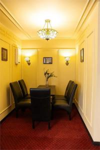 Harats inn - 70