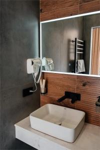 Residence - 116