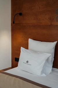 Residence - 127