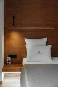Residence - 166