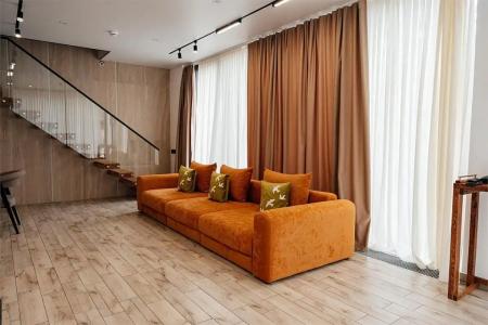 Residence - 206
