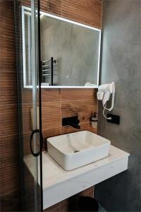 Residence - 207