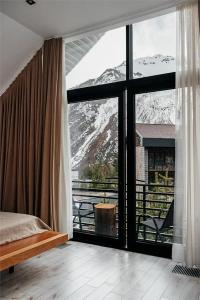 Residence - 212