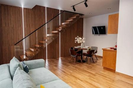 Residence - 221