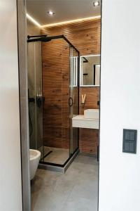 Residence - 228