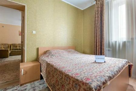 Атмосфера на Толстого - 90