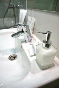 Henrik - 63
