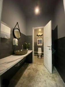 SEAL-hostel - 36