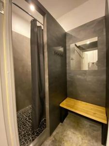 SEAL-hostel - 45