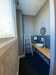 SEAL-hostel - 51
