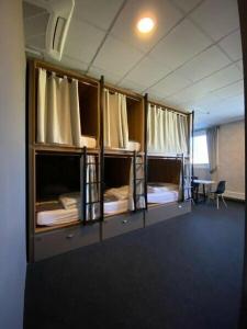 SEAL-hostel - 53