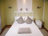 Шестиместный коттедж с красивым видом из окна