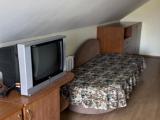 Трёхместный полулюкс Мансарда с красивым видом из окна