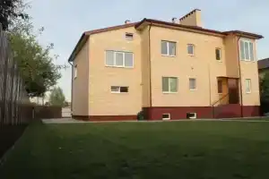 SergeApartHotel, Брест