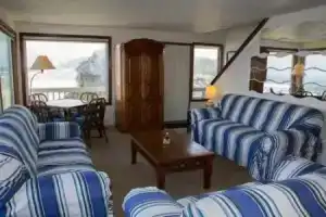 D Kite - 3 Br home by RedAwning, Линкольн-Сити