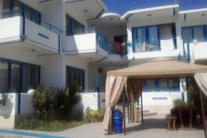 Apostolis Hotel Apartments, Пефки