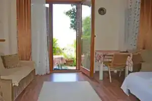 Hotel «Pirate Old Town», Ульцинь