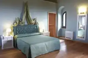 Torri Pepoli, Эриче