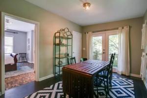 Germantown 3br/2ba Near Downtown by Domio, Нэшвилл
