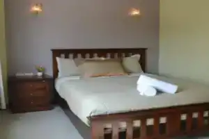 甲米塔湾瓦恩FC酒店(Tawan Warn FC Hotel), Краби