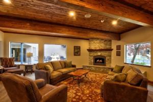 467 Pine Grove, Саут-Лейк-Тахо