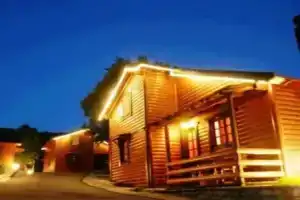 Chalet Likouresi Village, Карпенисион