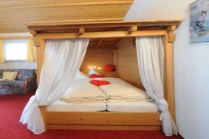 Hotel «Camona & Apart Walserhof», Замнаун