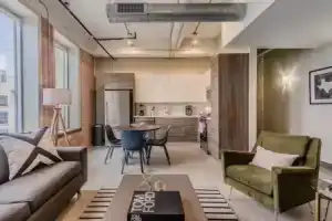Stunning Bright & Airy Space w/ Amazing Views!, Даллас