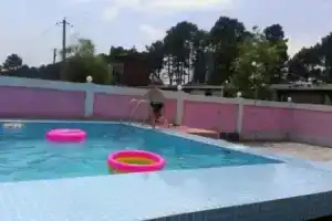 Hotel «Mirage», Уреки