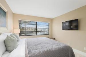Anglers Cove #M202 - 2 Br Condo, Марко