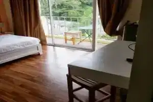 Heavenly Inn Phuket Hotel, Ката